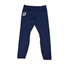 Peloton Nike purple 3/4 leggings.  Size XL